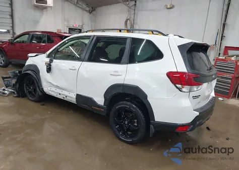 2023 Subaru Forester Wilderness z USA, uszkodzony, nr VIN JF2SKAMC3PH492095